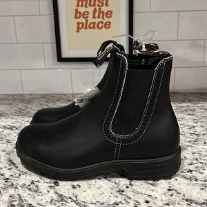 Brand New Blundstone 1448 Voltan black size 7